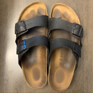 Birkenstock’s, men’s size 10-11